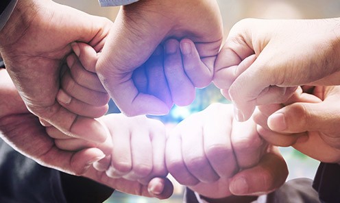 英国365上市公司科技:瑞典阿帕尼,携手再出发